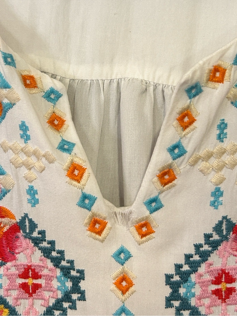 Savanna Jane Boho Floral Embroidered Long Sleeve White Top Size Medium - Picture 6 of 7